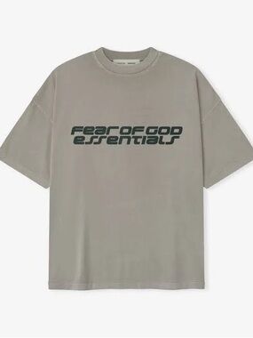 36. Fear of god • nwt $120 Men's Taupe Logo T-Shirt - flaw PTP 27” ++
